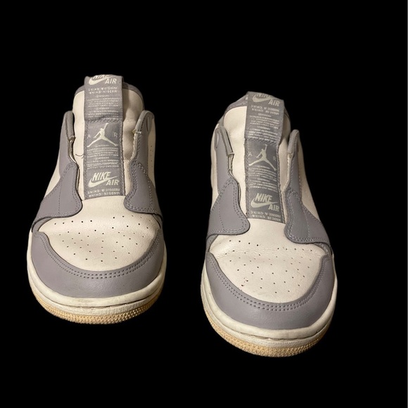 Air Jordan 1 Retro Low Slip Women's Shoes (AV3918-005 Atmosphere Grey Pale Ivory - Picture 4 of 8